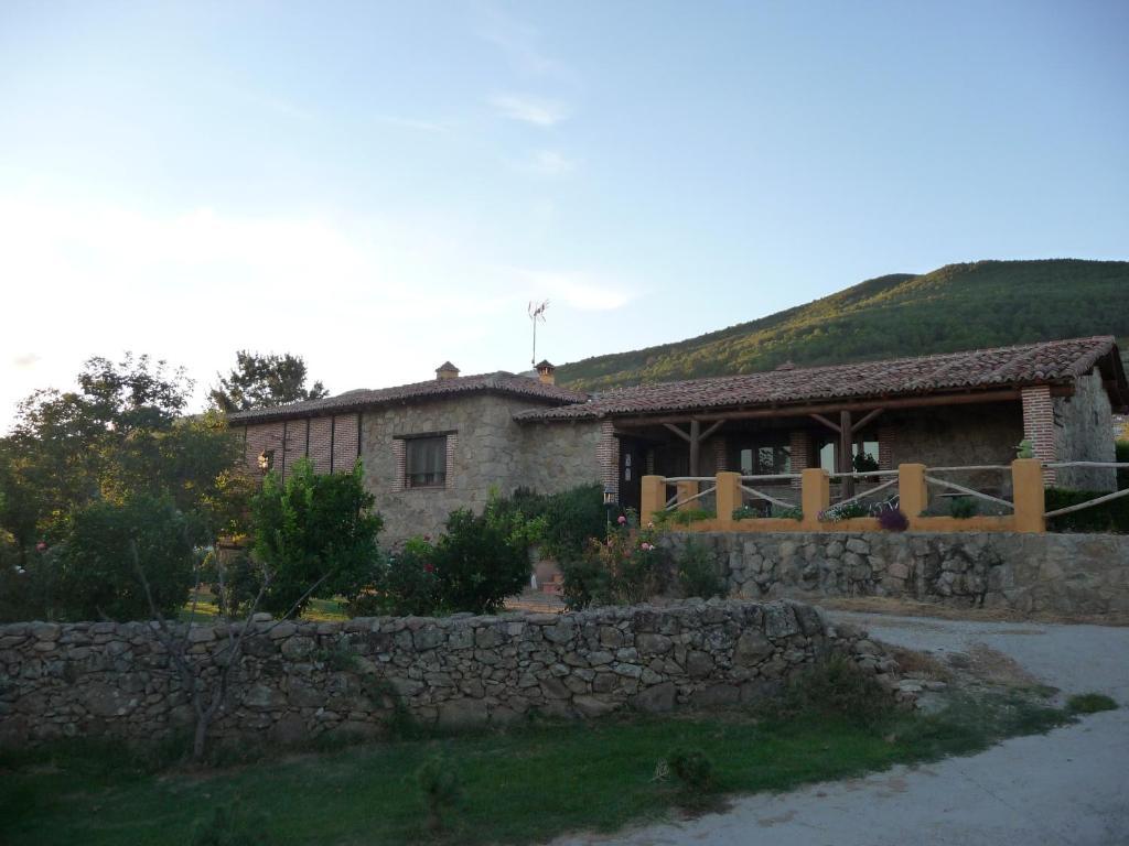 Casas Rurales Las Praderas Guest House Poyales Del Hoyo ห้อง รูปภาพ