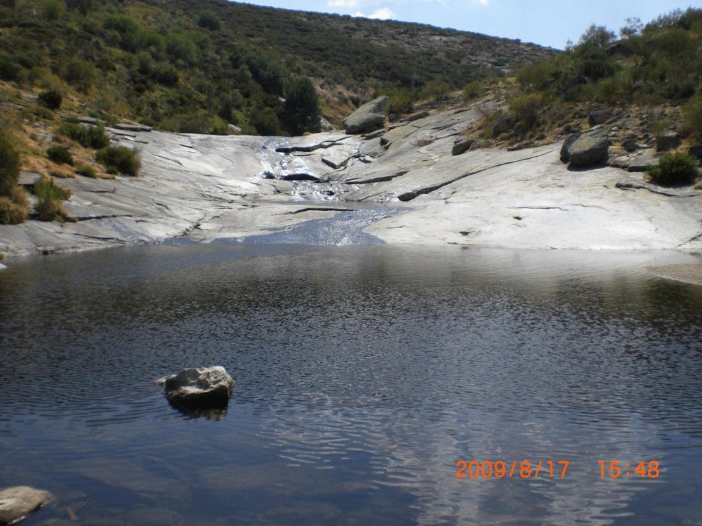 Casas Rurales Las Praderas Guest House Poyales Del Hoyo ภายนอก รูปภาพ